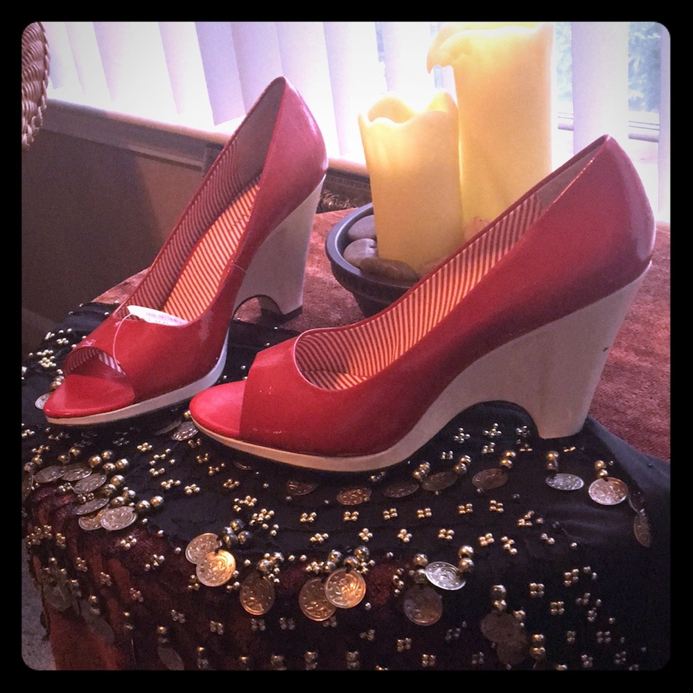 Anne Klein Red and White